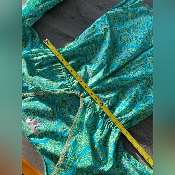 Victorias Secret Green and Gold Trim Paisley Caftan Tunic - Picture 8 of 11